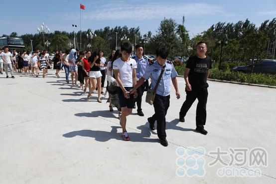 299元换万元大礼包？ 团伙诈骗5万多人1500多万元