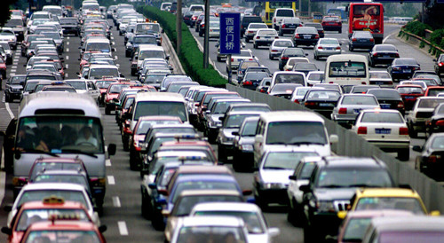 北京明日迎节前最堵一天 17时拥堵达峰值