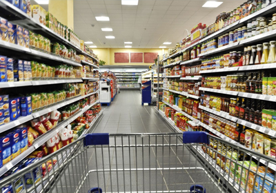 北京：超市员工盗充购物卡获利4000万元 