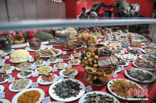 国庆长假出游想避免&ldquo;天价&rdquo; 这些注意事项需知道