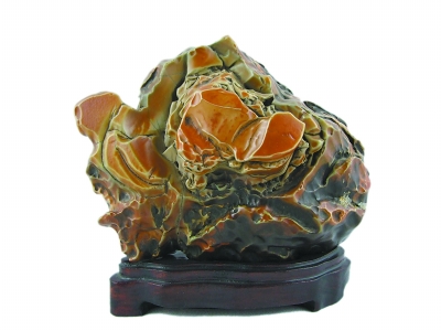 米芾为一块上好太湖石竟跪于石前叩称石丈