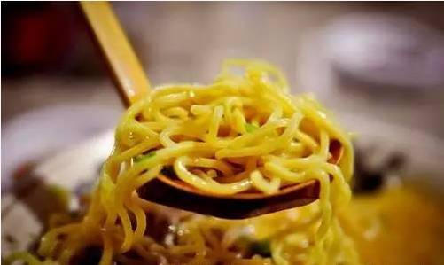 防腐剂+添加剂 方便面到底是不是垃圾食品？