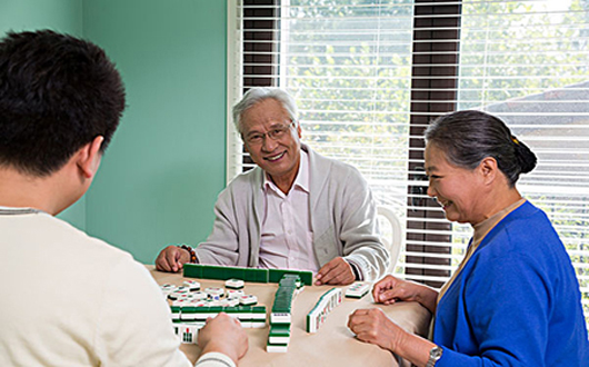 老人没事打打麻将 能预防老年痴呆