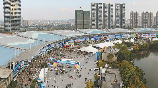 西博会搭台 四川省内各市州唱响发展大戏