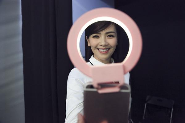 探秘商业直播未来前景 乐直播模式或成热点