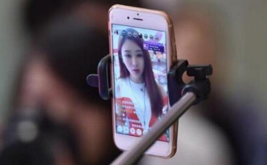 京东联姻花椒直播 电商+直播成双11亮点