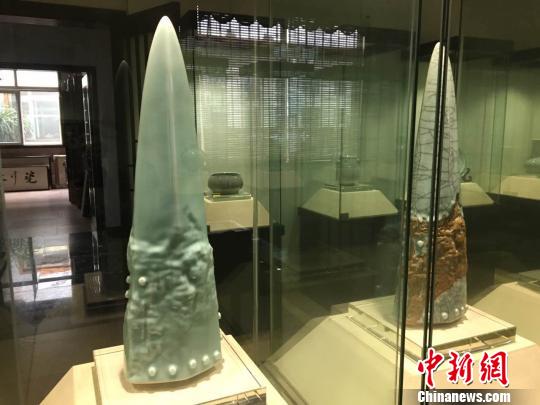 浙江龙泉青瓷大师徐建新：剑魂融瓷韵 韶华铸匠心