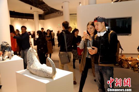 &ldquo;一带一路&rdquo;沿线陶艺家作品亮相湖南醴陵瓷谷