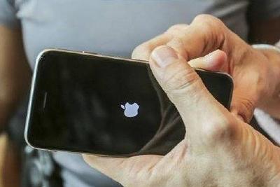 苹果发布电池有条件免费更换计划 消费者质疑无诚意