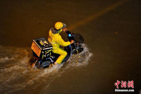 透视&ldquo;外卖热&rdquo;：新规之下商家仍以造假伎俩逃避监管