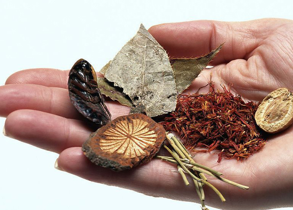 &ldquo;神秘力量&rdquo;待认同 中医药出海：好事注定多磨