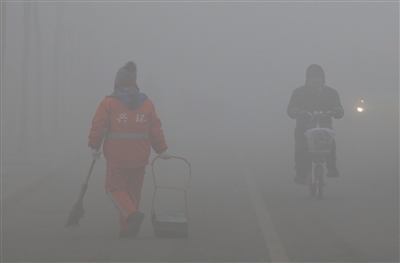 北京拟将霾纳灾害引争议 专家：会使污染者依法脱责