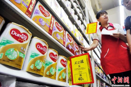 从奶粉到巧克力饼干 澳大利亚代购引中国购物热