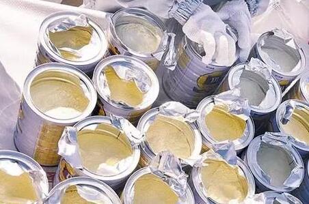 网购进口奶粉竟是销毁品