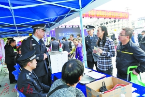 朋友求助买机票 其实骗子在设套