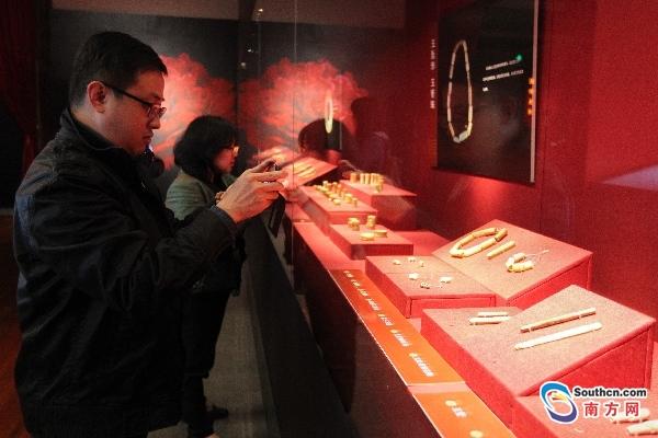 点击进入下一页