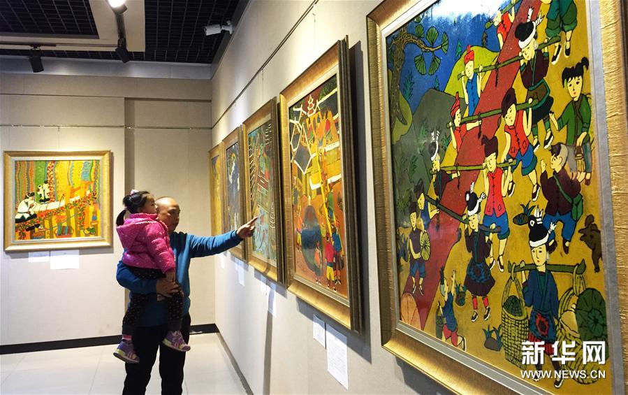 （文化）（3）“三江侗族农民画·漆画作品展”亮相柳州市博物馆