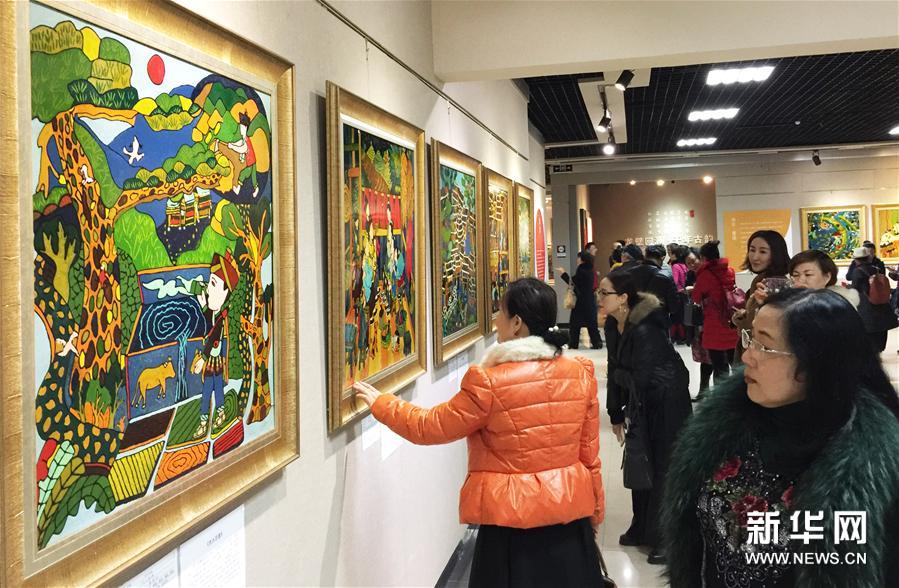 &ldquo;三江侗族农民画&middot;漆画作品展&rdquo;亮相柳州市博物馆
