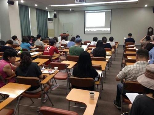 韩国生对留学生不满升级 不同观念和待遇成诱因