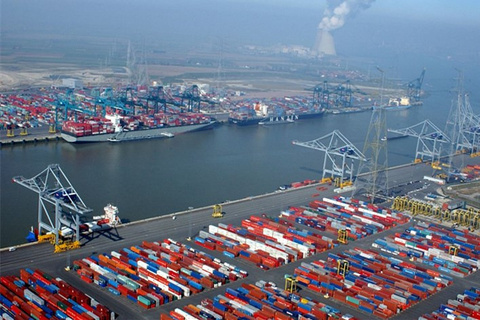 美媒：随着贸易发展，中国启动通往伦敦的货运班列