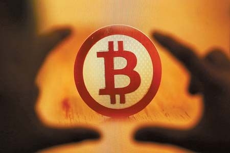 比特币现单日跳水超25% 相关平台交易量降低