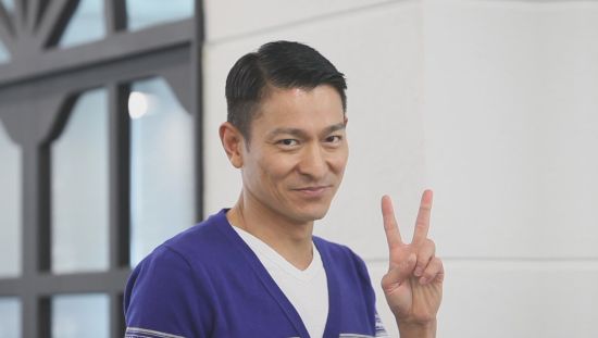 &ldquo;V手势&rdquo;拍照指纹可能被盗取？