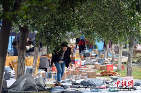 网购七日无理由退货暂行办法：明确不适用退货商品范围