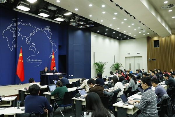 习近平新年首访 为世界注入中国&ldquo;正能量&rdquo;