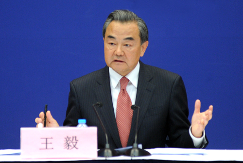 中国外交部长王毅谈非洲五国之行传递的三个信息