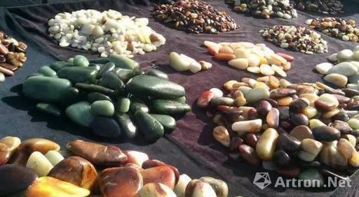 和田玉市场连续五年探底 2017苦觅回暖良方