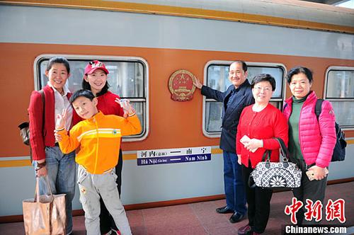 中国式出境游带热全球 居民出游意愿超八成