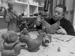 邯郸&ldquo;泥人张&rdquo;捏出迎春大母鸡 手艺面临失传