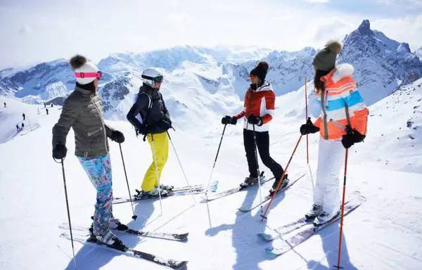 部分滑雪场安保缺陷：雪质不合格等影响游客人身安全