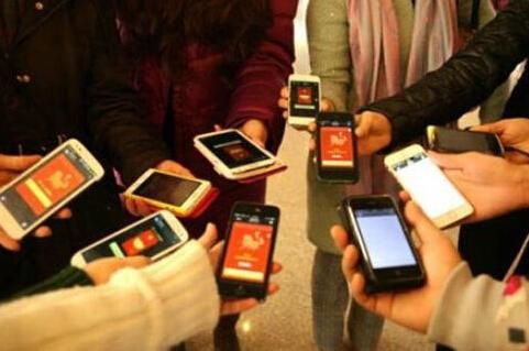 女子过年抢红包遭丈夫打 娘家人跨省打上门