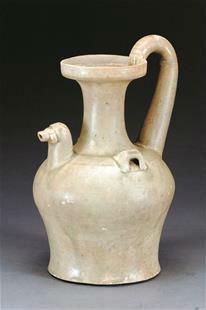 &nbsp; 省博藏南朝鸡首壶