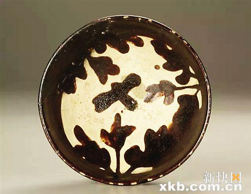     ■唐代耀州窑素地彩碗