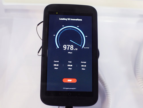 中兴首发全球下载速率最快的&ldquo;千兆手机&rdquo;