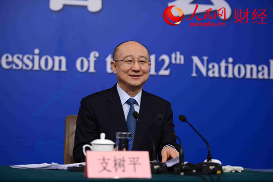 要培育一批受欢迎的中国品牌 打响金字招牌