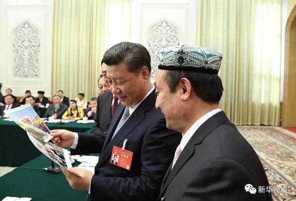 3月10日，中共中央总书记、国家主席、中央军委主席习近平参加十二届全国人大五次会议新疆代表团的审议。 新华社记者 马占成 摄