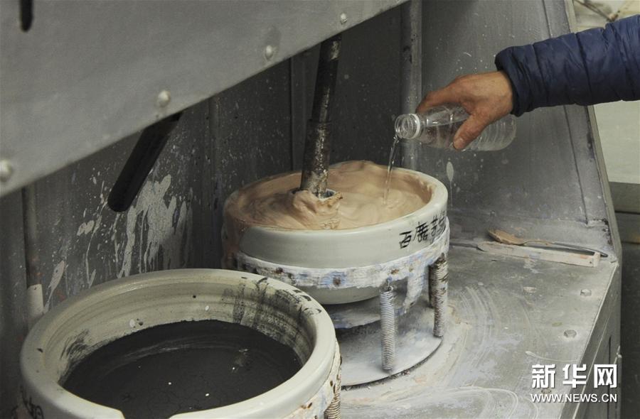 传承与发展中的京彩瓷