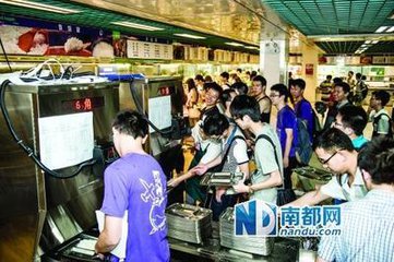 推广打饭神器 校园有了更多&ldquo;光盘侠&rdquo;