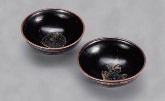 一片叶子的传奇：吉州窑木叶盏