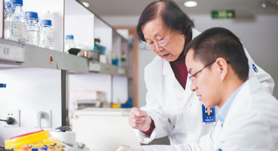 浙江大学八十五岁教授郑树：好医生就该在病人身边