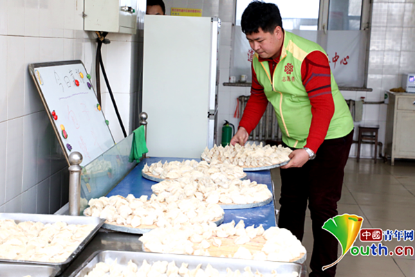 优秀青年志愿者洪润浩：用感恩播撒爱的种子