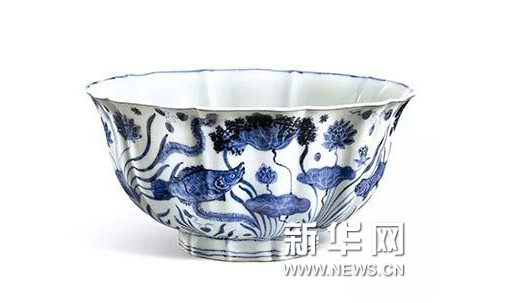 苏富比香港总成交额高出预估三成 &ldquo;宣德碗王&rdquo;最受瞩目