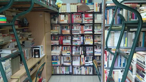 世界读书日，你现在看电子书还是纸质书？