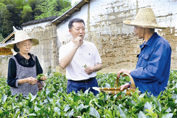 追记优秀县委书记廖俊波：曾因机场80元的面条心疼不已