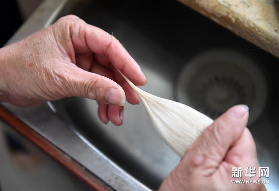 一支毛笔传承的百年工匠精神