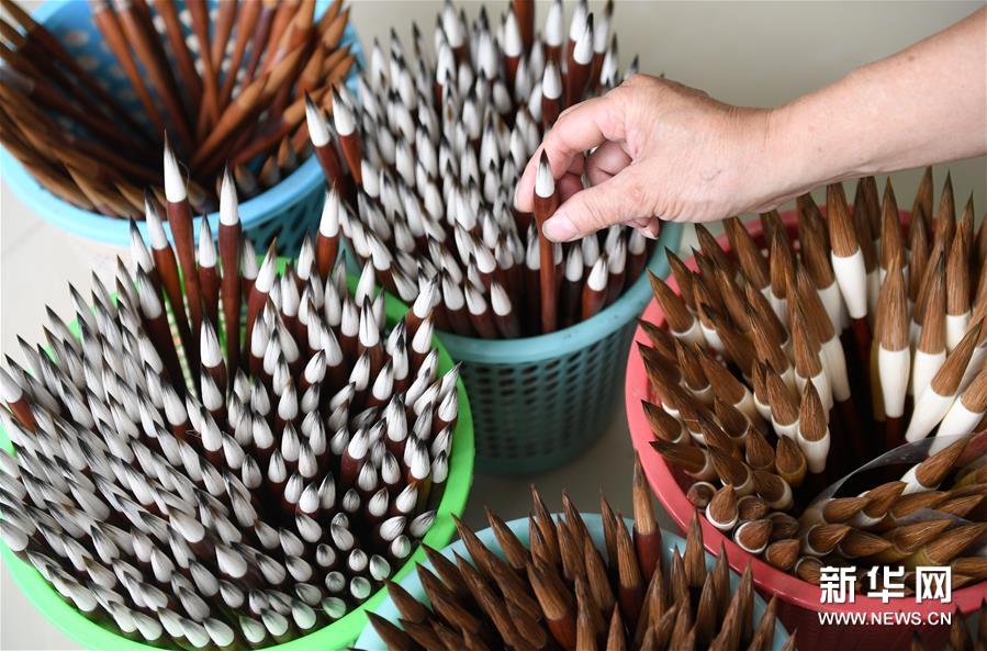 一支毛笔传承的百年工匠精神