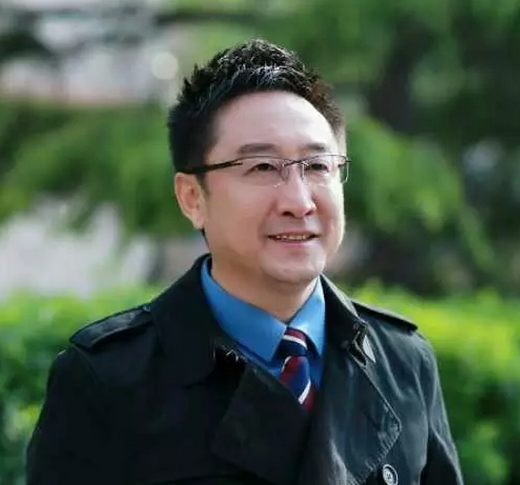 首都劳动奖章获得者沈腾：律师是法律正道的践行者